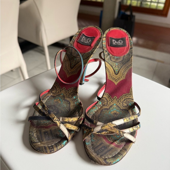 Dolce & Gabbana Multicolor Strappy Sandals Heels - Picture 5 of 5